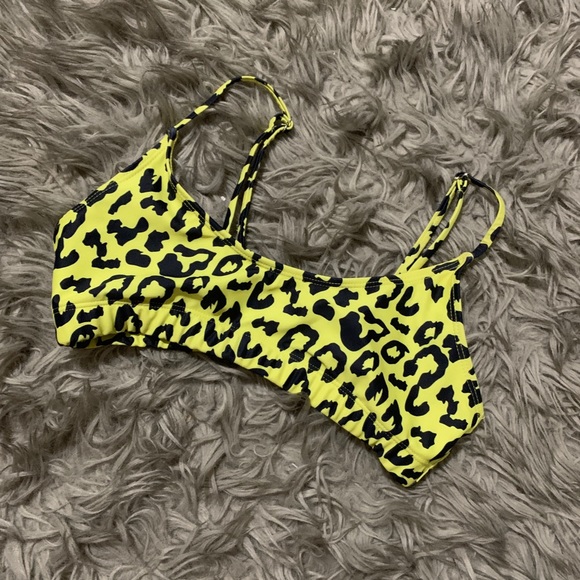 Cheetah Print Bikini | M - Picture 4 of 12